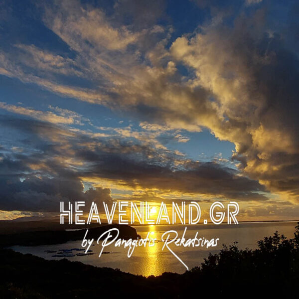 Ηλιοβασιλεμα Συννεφιασμενο Αμβακικος Κολπος Χ21