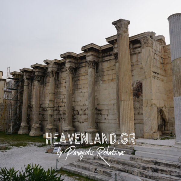 Βιβλιοθηκη του Αδριανου.Μοασρηρακι Αθηνα. Α.22